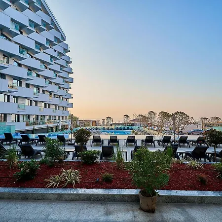 Ricky In Infinity & Pool Апартаменты