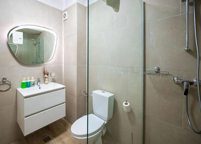 Ricky In Infinity & Pool Апартаменты Нэводари