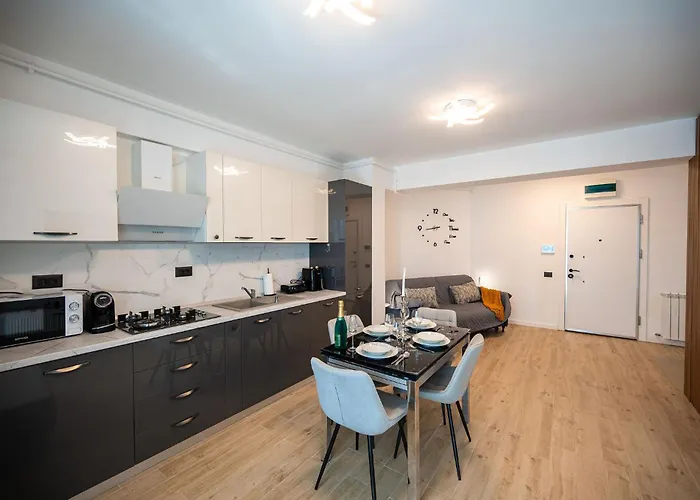 Ricky In Infinity & Pool Апартаменты Нэводари