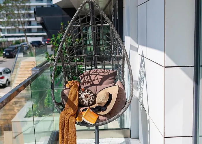 Ricky In Infinity & Pool * Нэводари