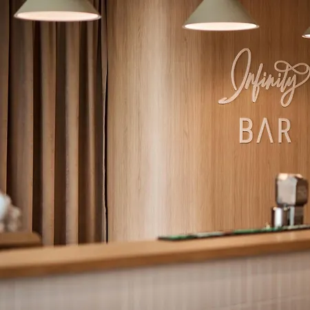 Ricky In Infinity & Pool Appartamento